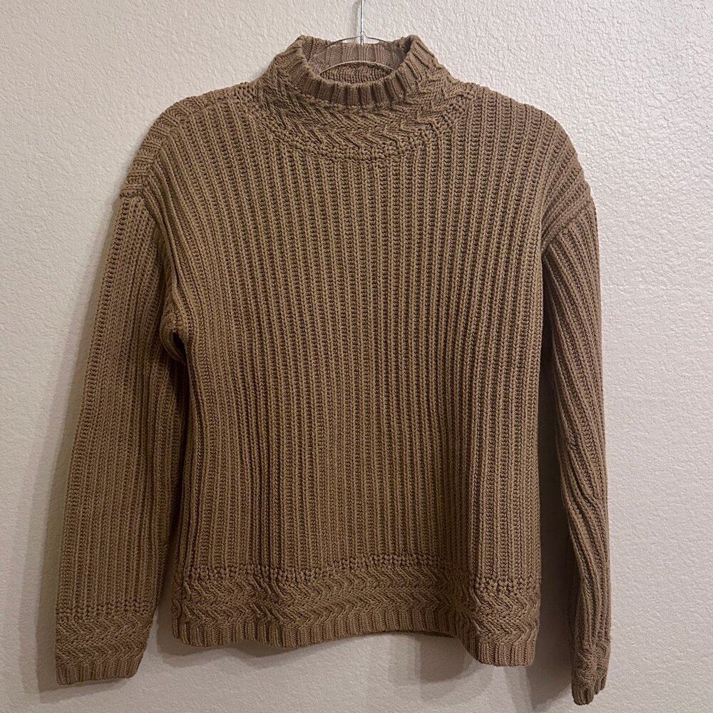 EUC Women's LL Bean Signature Cable Knit Sweater